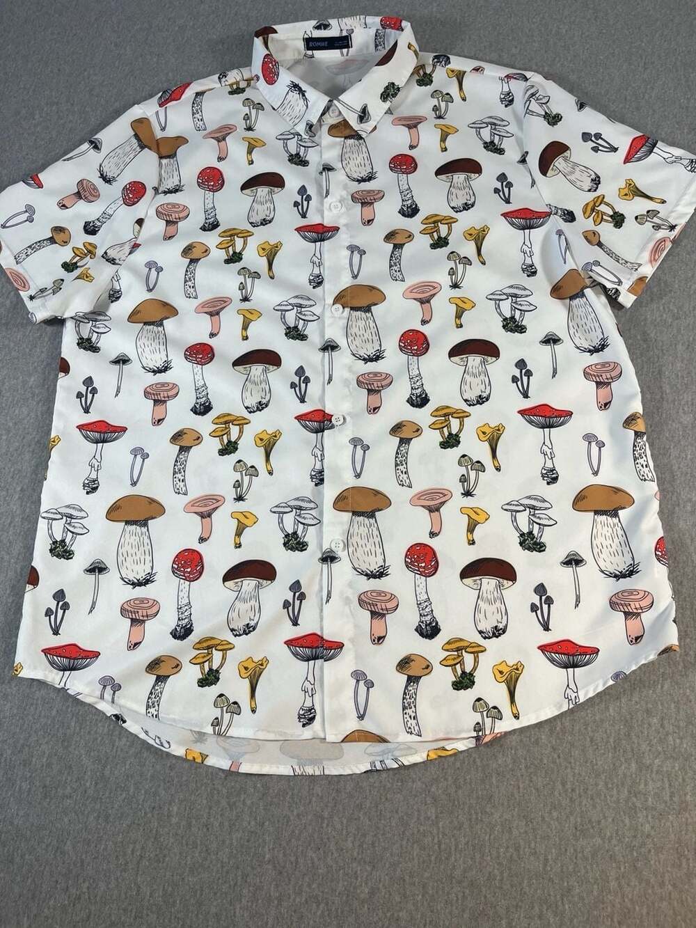 ROMWE Street Life Mushroom Print Button-Front Short Sleeve Shirt Men’s L